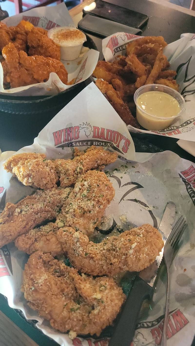 Wing Daddy's Sauce House restaurant in San Antonio - photo 5