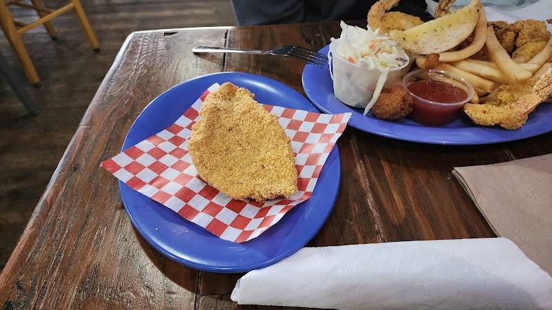 Captain Benny's restaurant in Houston - photo 3