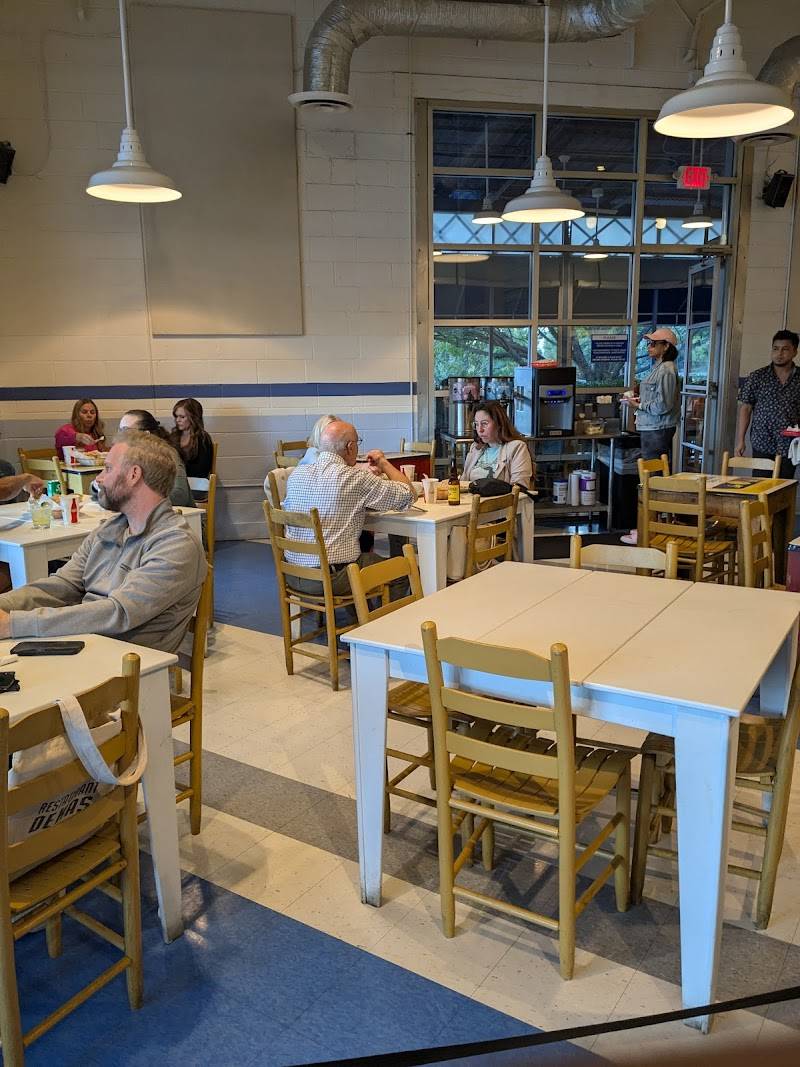 Taqueria Del Sol restaurant in Atlanta - photo 3