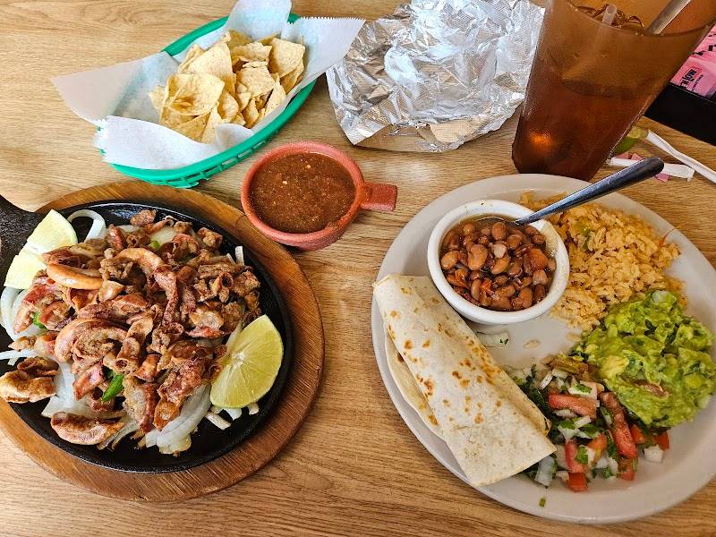 Habanero Cafe restaurant in Austin - photo 4