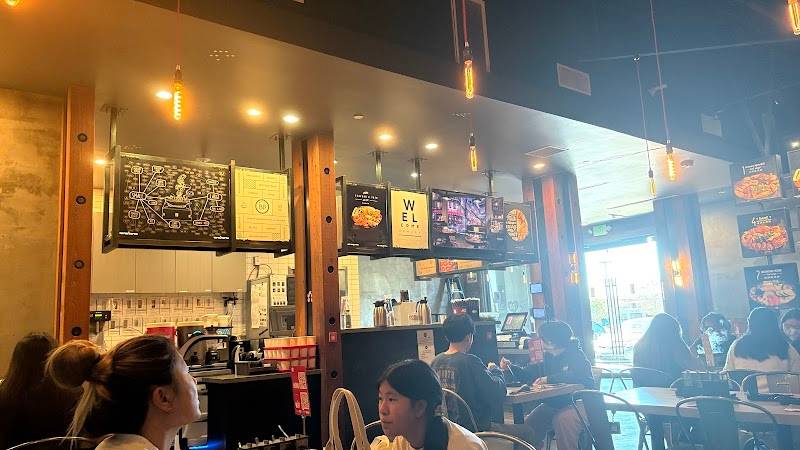 Boiling Point restaurant in Fremont - photo 5