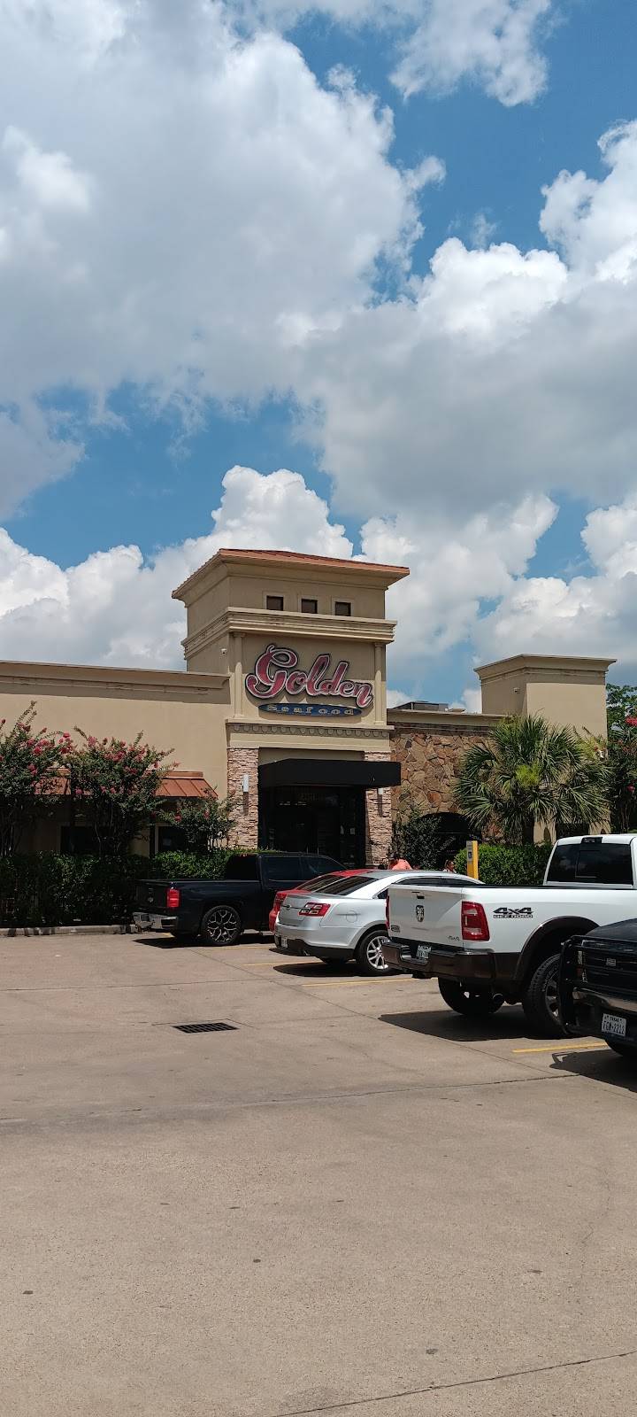Golden Seafood restaurant in Houston - photo 5