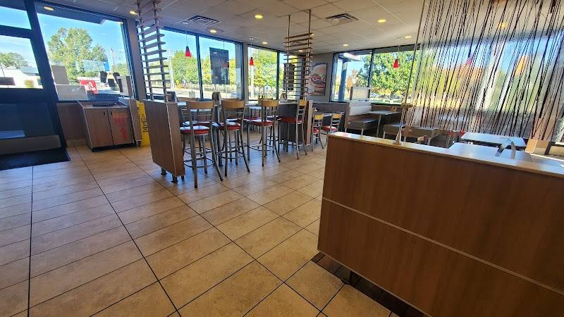Burger King restaurant in Tulsa - photo 5
