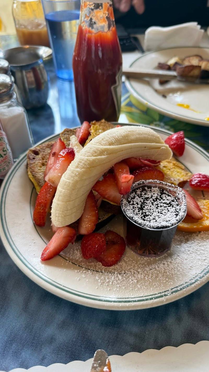 Mama's On Washington Square restaurant in San Francisco - photo 3