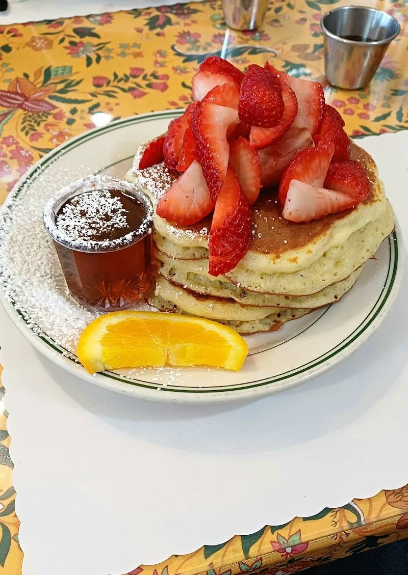 Mama's On Washington Square restaurant in San Francisco - photo 5