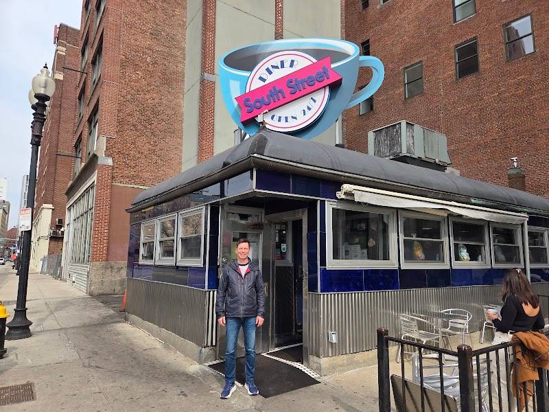South Street Diner restaurant in Boston - photo 5