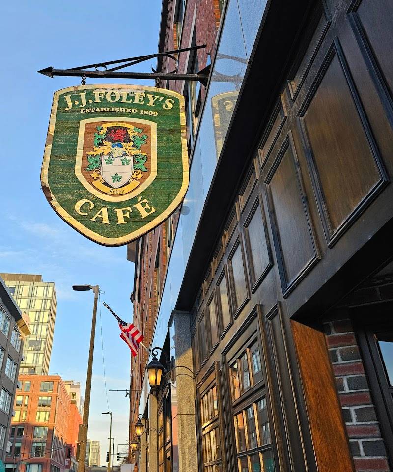 J.J. Foley's Cafe restaurant in Boston - photo 4