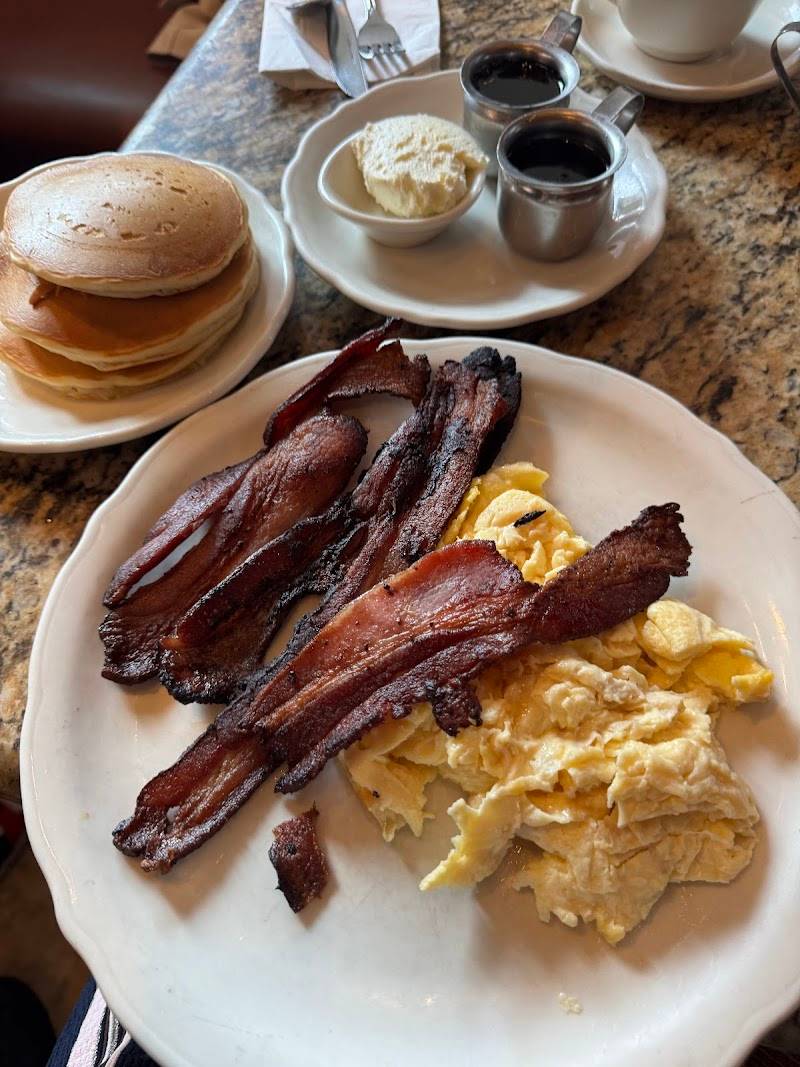 Richard Walker's Pancake House restaurant in San Diego - photo 5