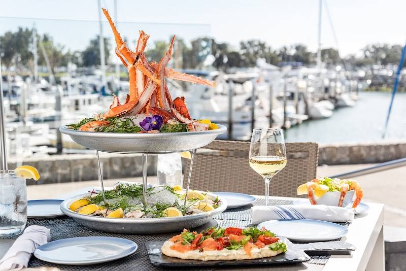 Sally's Waterfront Dining restaurant in San Diego - photo 2