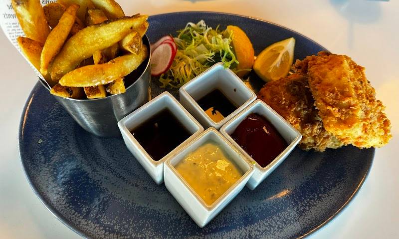 Sally's Waterfront Dining restaurant in San Diego - photo 5