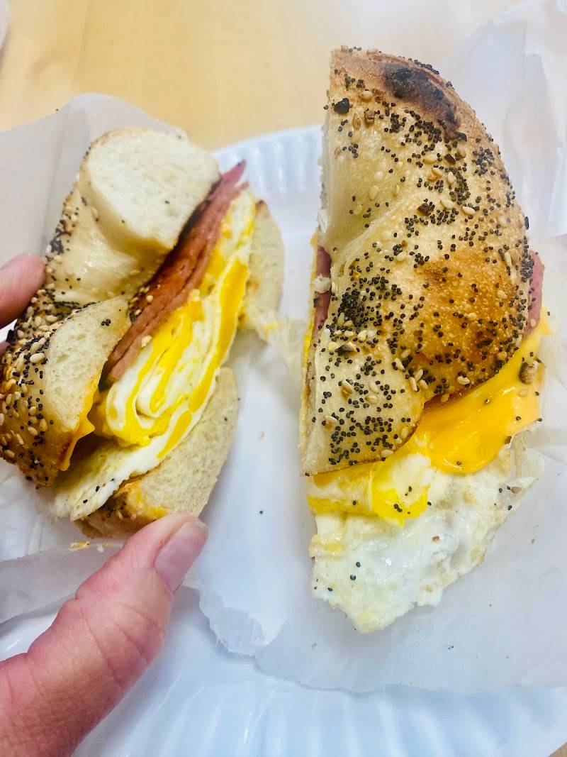 Bagel Supreme | Rutherford restaurant in Rutherford - photo 4