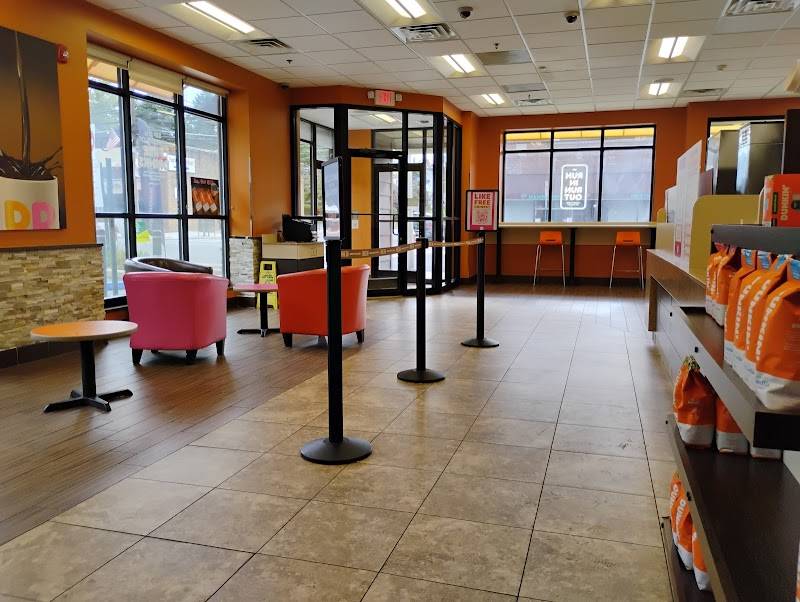 Dunkin' restaurant in Rutherford - photo 5