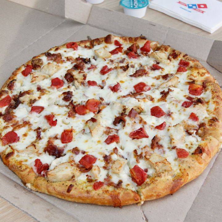 Domino's Pizza restaurant in Rutherford - photo 4