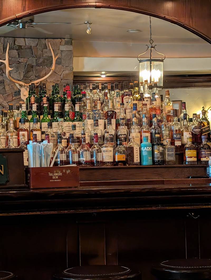 Two Fools Tavern restaurant in Albuquerque - photo 2