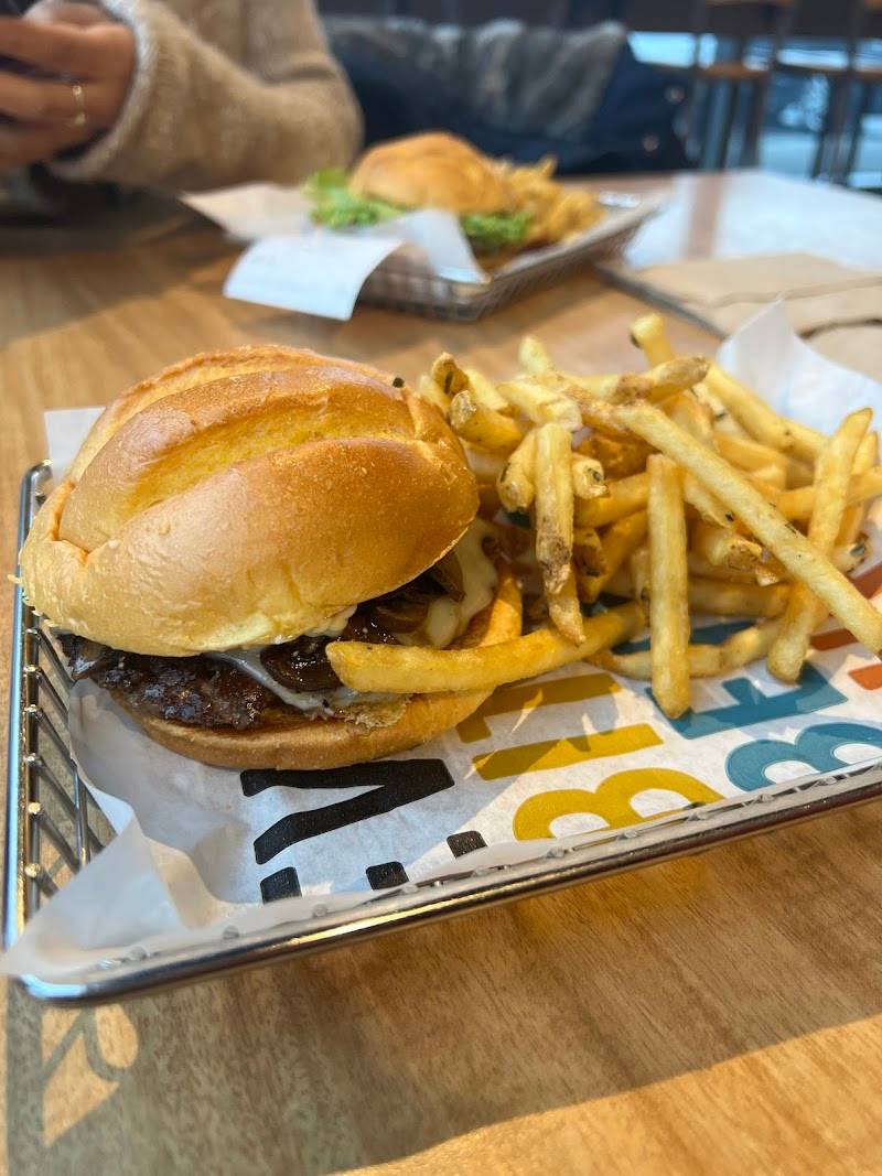 Smashburger restaurant in Lodi - photo 4