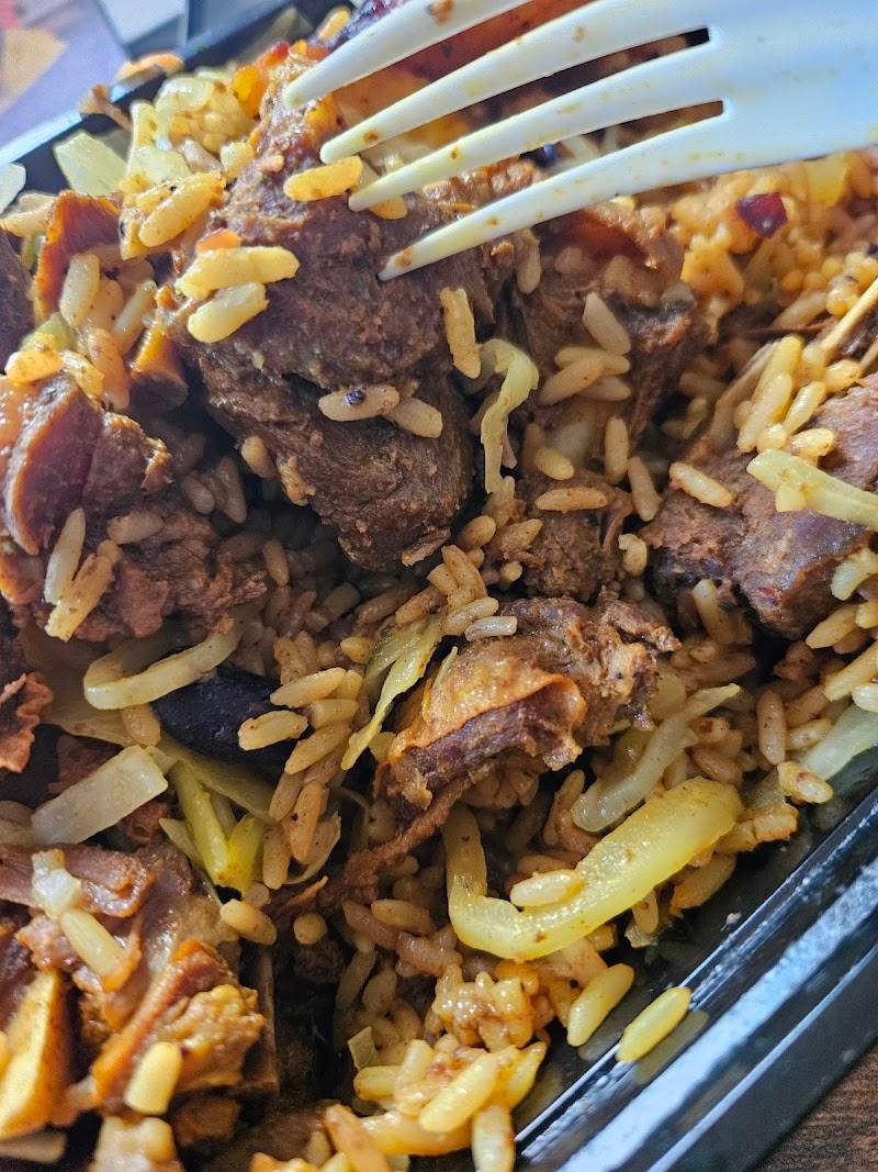 Betta Taste Caribbean Kitchen restaurant in Hackensack - photo 5