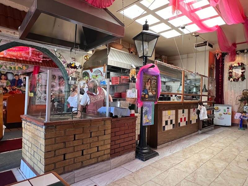 La Parrilla Restaurant