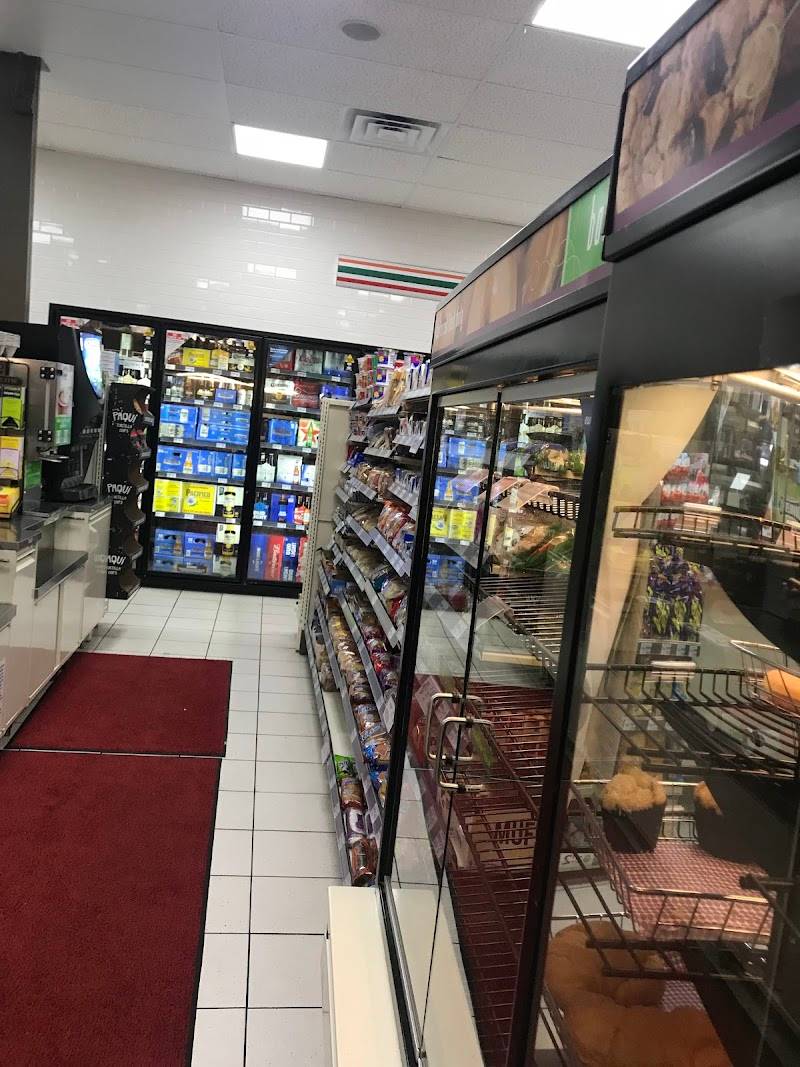 7-Eleven restaurant in Salinas - photo 2