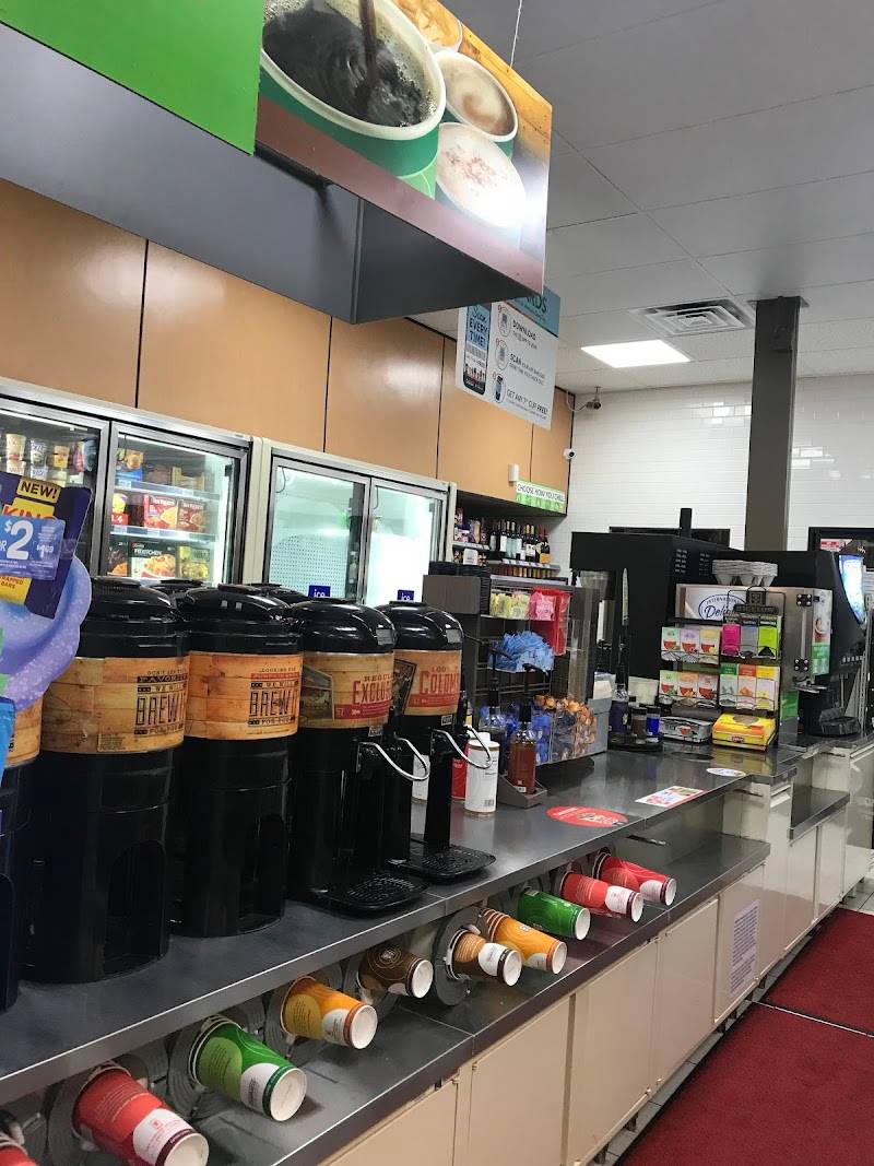 7-Eleven restaurant in Salinas - photo 5