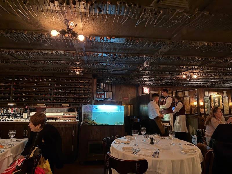 Keens Steakhouse restaurant in New York - photo 2