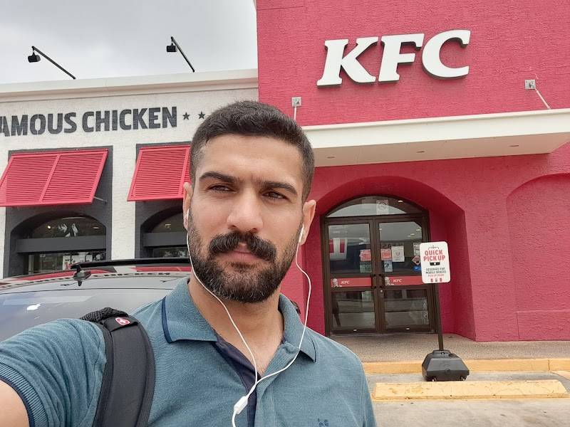 KFC restaurant in San Antonio - photo 5