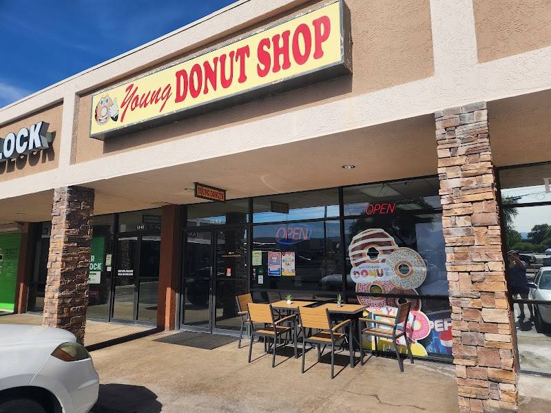 Young Donuts by Rise'n Shine Donuts and More restaurant in Tucson - photo 5