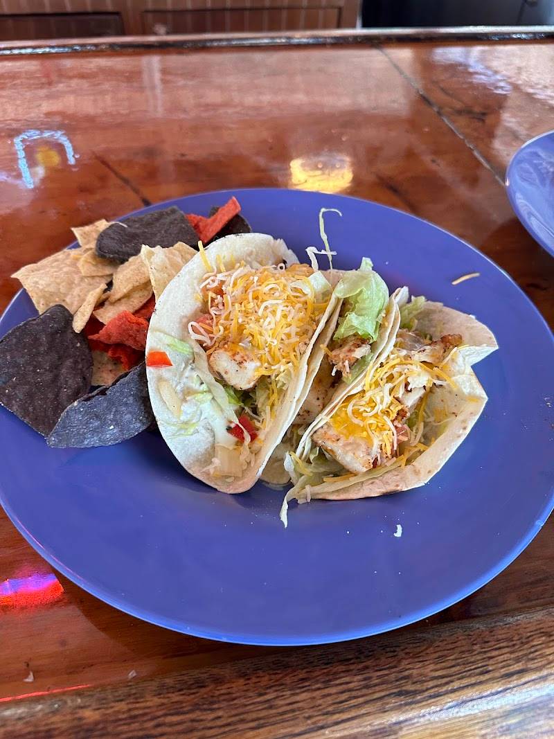 Bogie's Cafe restaurant in Key Largo - photo 2
