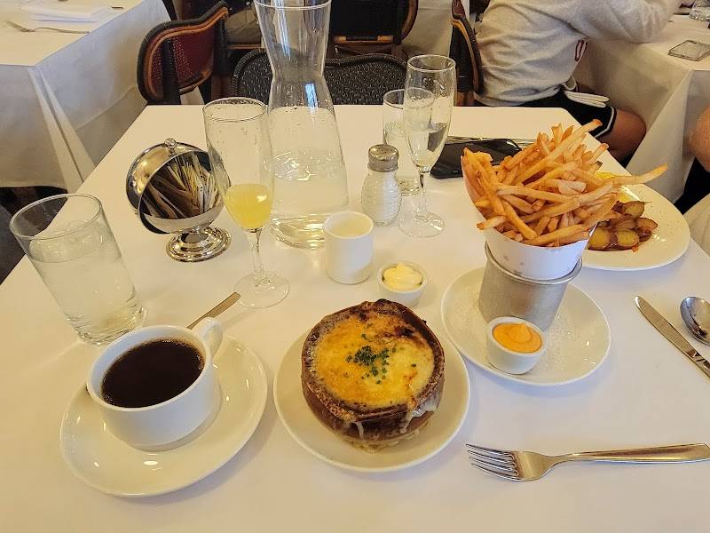 The Odeon restaurant in New York - photo 5