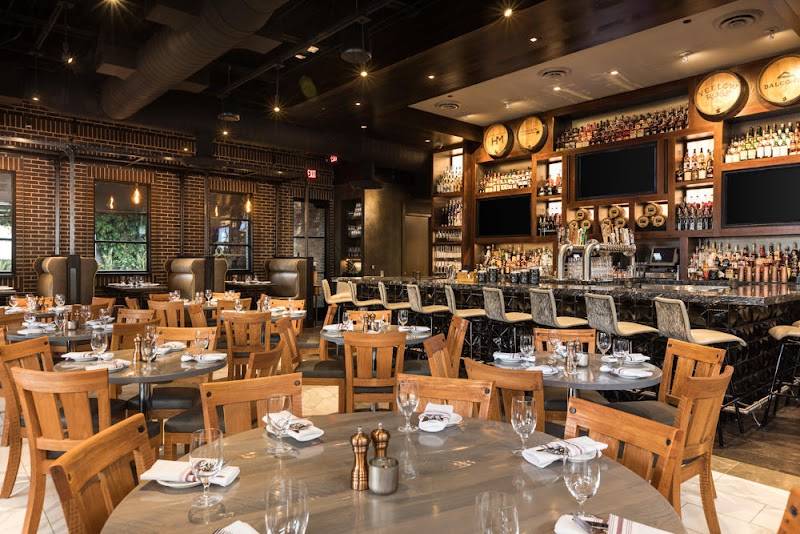 Willie G's Seafood restaurant in Houston - main photo