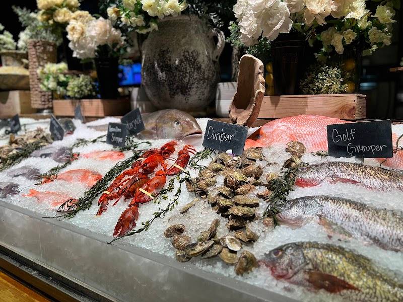 Willie G's Seafood restaurant in Houston - photo 4