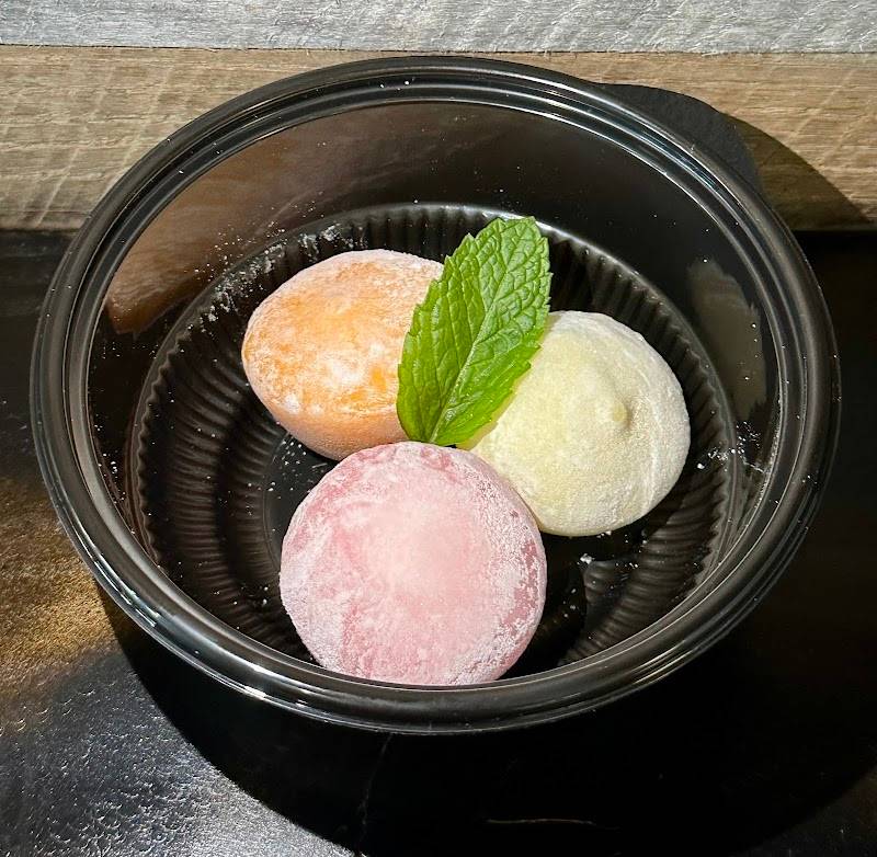 JUJU Asian Kitchen restaurant in Malibu - photo 4