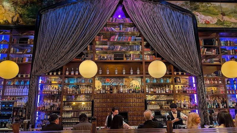 The Misfit Bar & Restaurant restaurant in Santa Monica - photo 2