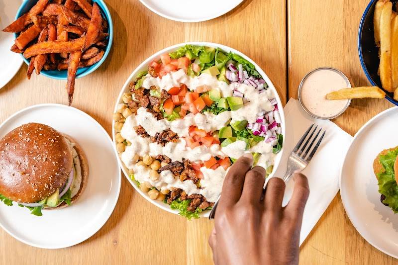 Veggie Grill - Santa Monica restaurant in Santa Monica - photo 5