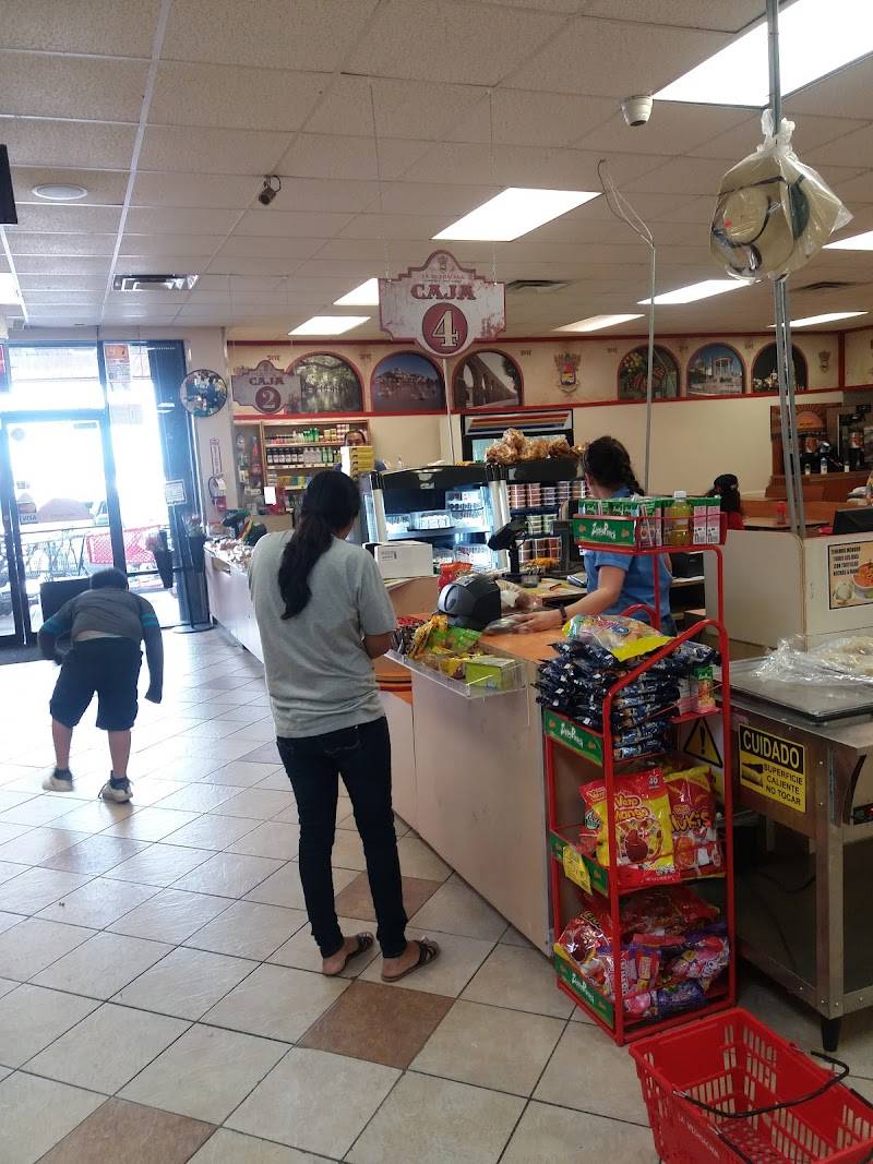 La Michoacana Meat Market restaurant in Austin - photo 5