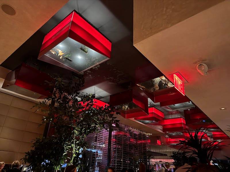 BOA Steakhouse restaurant in Santa Monica - photo 4