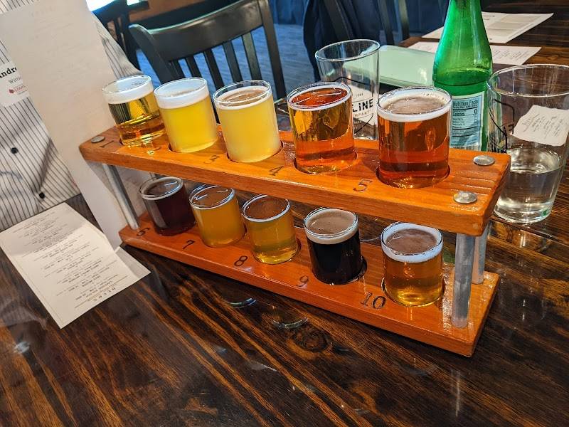 Laughing Monk Brewing and Gastropub restaurant in Sunnyvale - photo 4