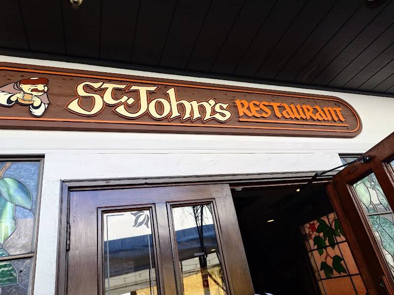 St. John's Bar & Grill