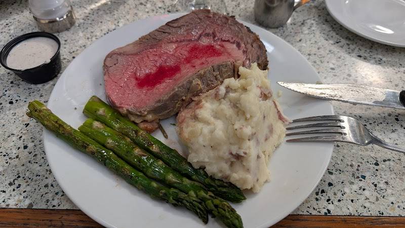 Riverside Clubhouse restaurant in Sacramento - photo 3