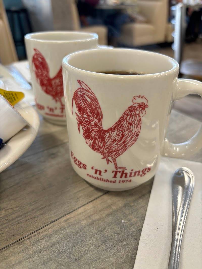 Eggs N Things restaurant in Simi Valley - photo 3