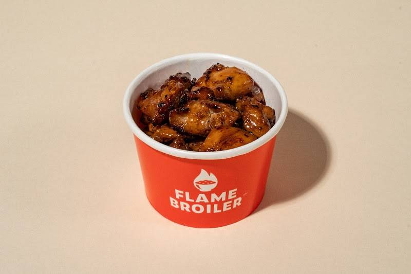 Flame Broiler restaurant in Fullerton - photo 4