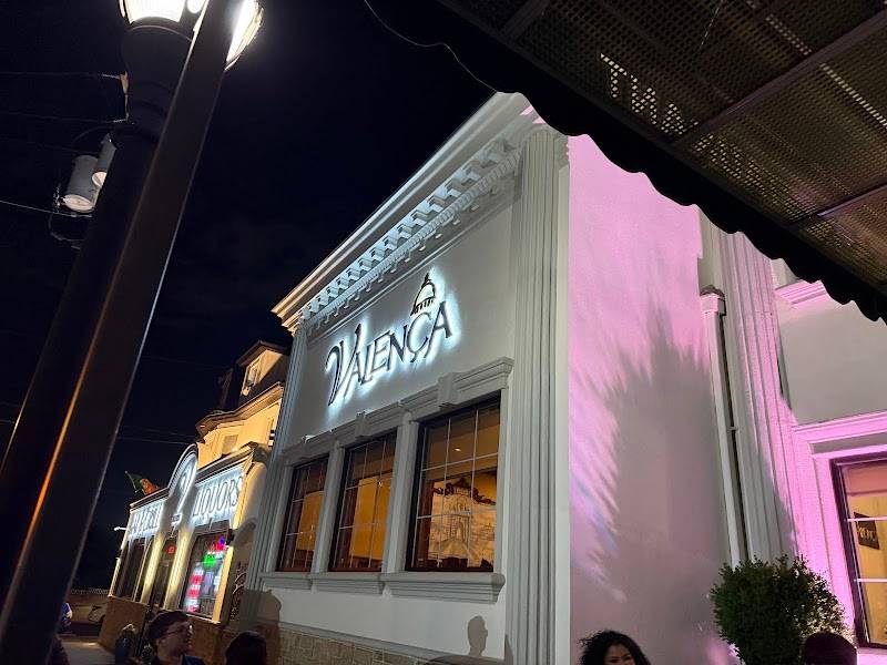 Valenca Restaurant restaurant in Elizabeth - photo 5
