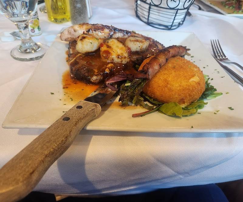 Michelinos restaurant in Elizabeth - photo 3