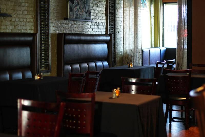 First Republic Lounge & Restaurant restaurant in Elizabeth - photo 3
