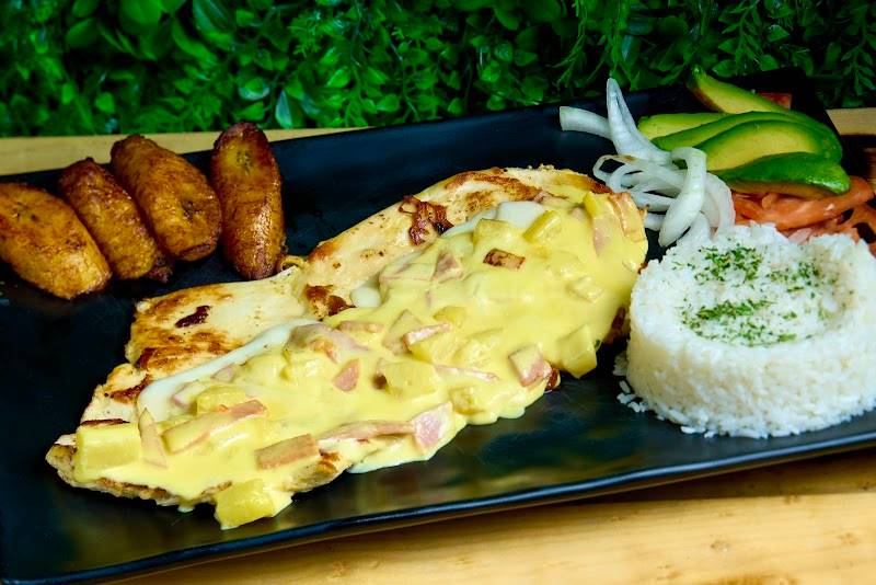 Sabor y Arte restaurant in Elizabeth - photo 2