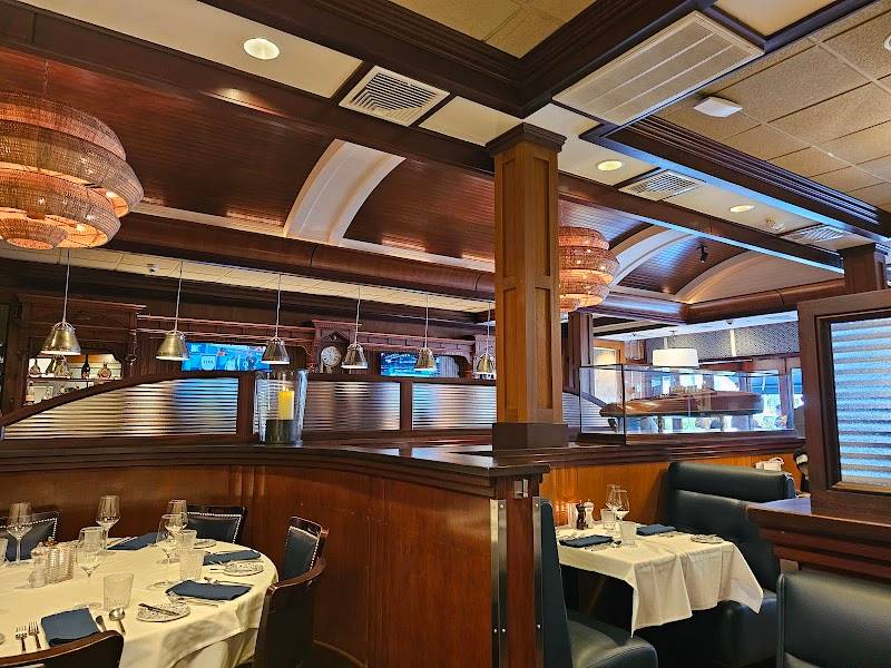 Atlantic Fish Company restaurant in Boston - photo 4