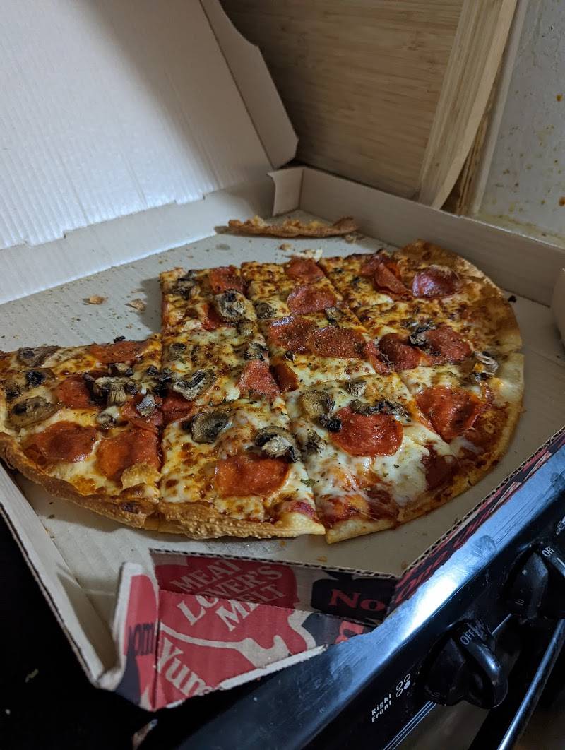 Pizza Hut restaurant in Tucson - photo 4