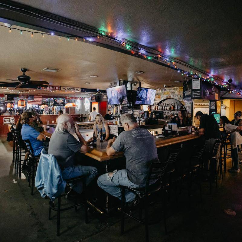 Brigett's Last Laugh restaurant in Phoenix - photo 3