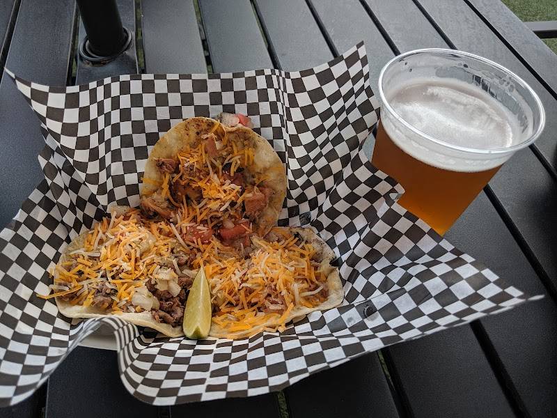 Skyline Beer Garden restaurant in Denver - photo 2