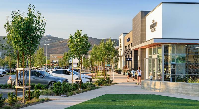 Del Sur Town Center