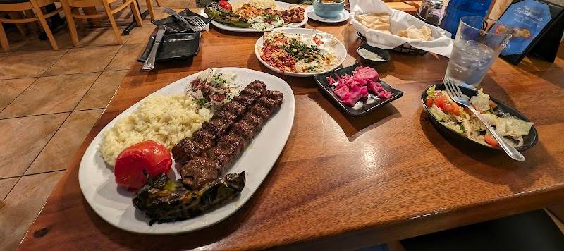 Elena's Greek Armenian Restaurant restaurant in Glendale - photo 2
